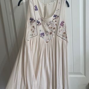 Perfect boho dress for summer/spring events.